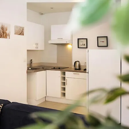 Rdc - Moderne Et Elegant A 5 * Paris